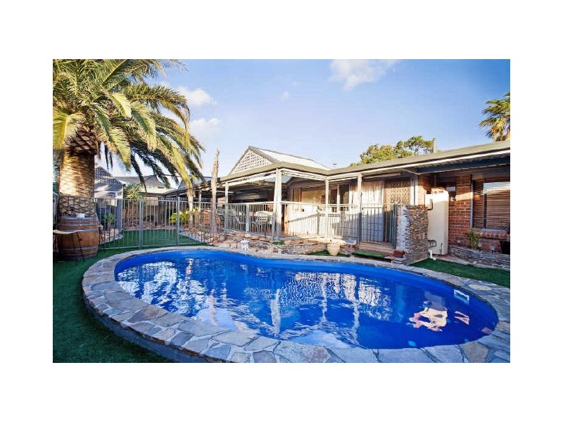 27 Gordon Luxton Drive, North Haven SA 5018