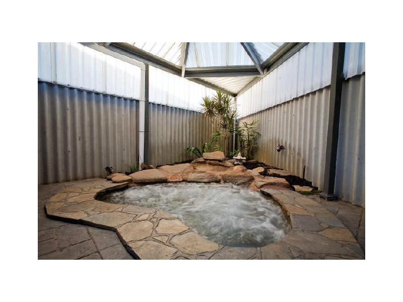 27 Gordon Luxton Drive, North Haven SA 5018