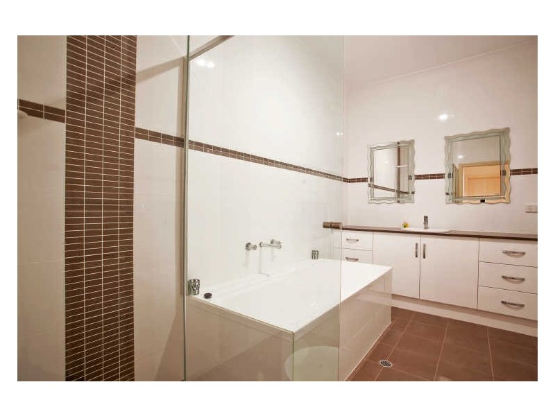 97A Tapleys Hill Road, Glenelg North SA 5045