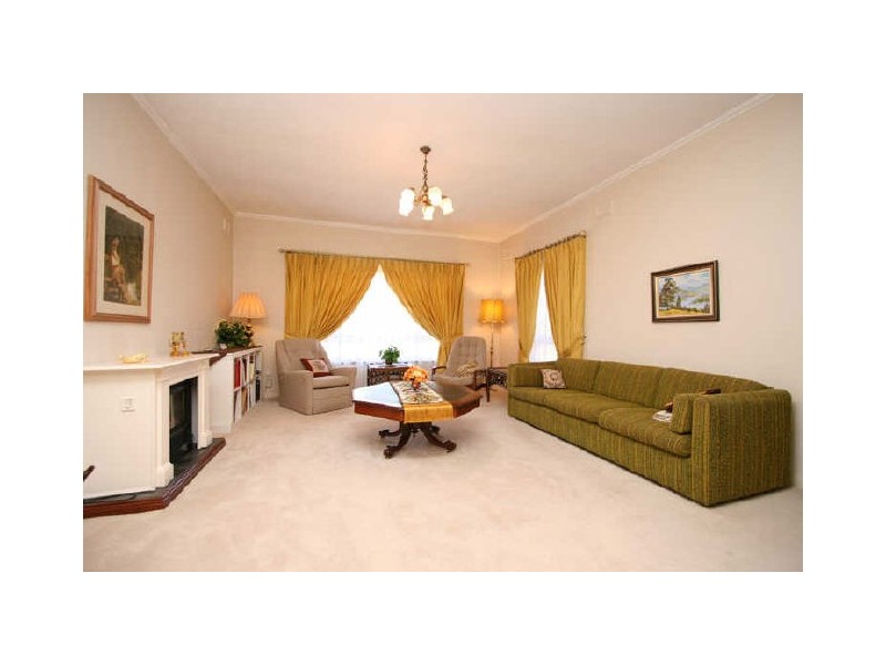 2 Cavendish Street, West Beach SA 5024