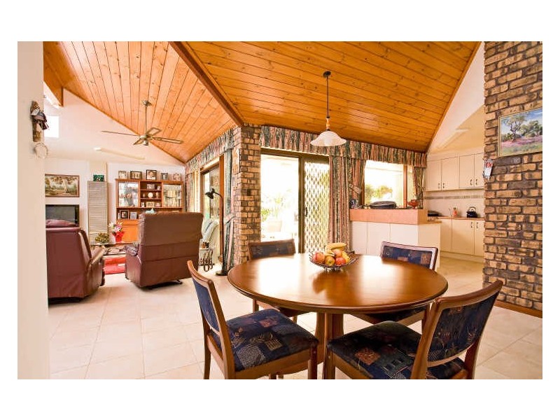 4 Tahiti Place, West Lakes SA 5021