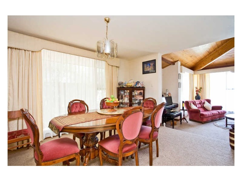 4 Tahiti Place, West Lakes SA 5021