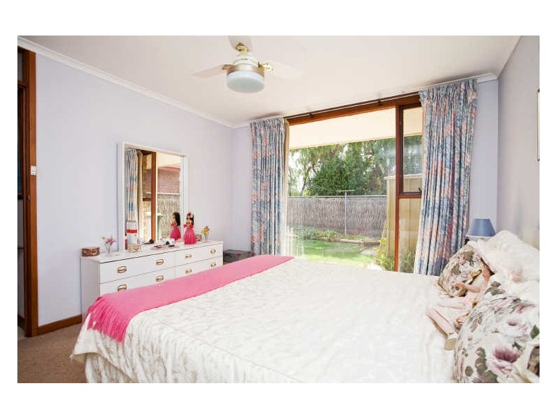 4 Tahiti Place, West Lakes SA 5021