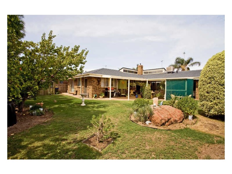 4 Tahiti Place, West Lakes SA 5021