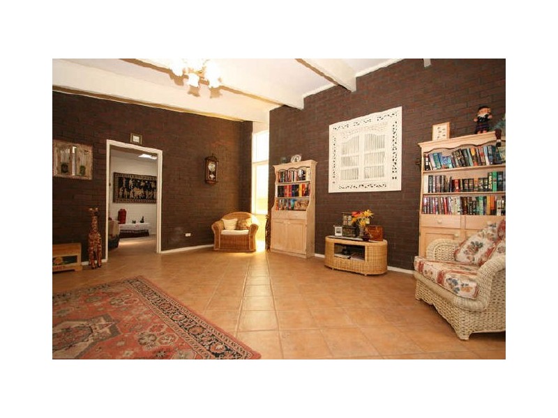 16 Mooloola Way, West Lakes Shore SA 5020