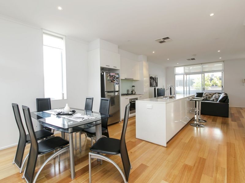 1 Kudlyo Close, New Port SA 5015