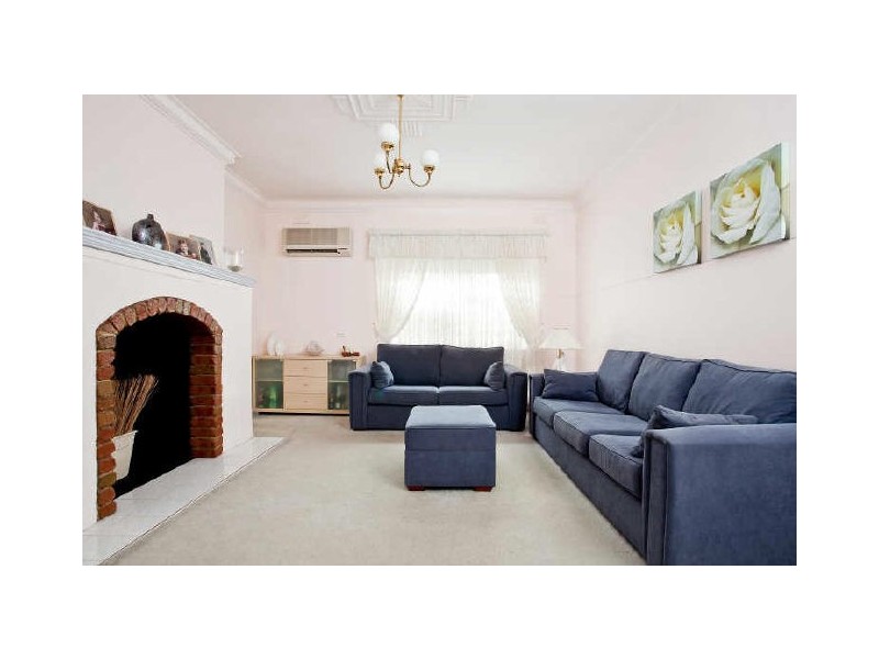 380 Tapleys Hill Road, Seaton SA 5023