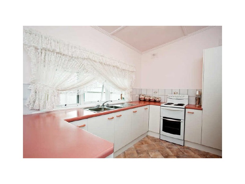 380 Tapleys Hill Road, Seaton SA 5023