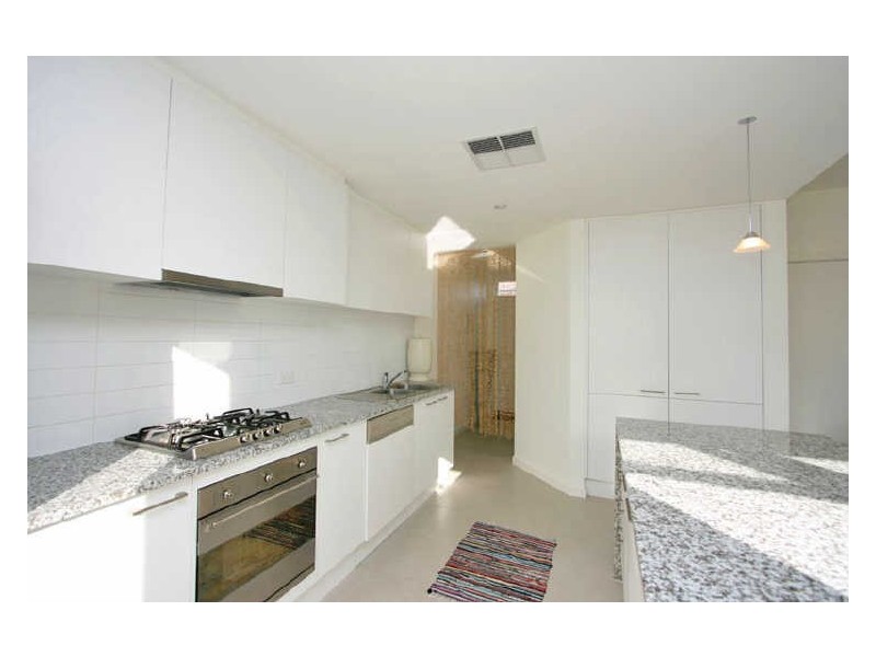 5/8 West Beach Road, West Beach SA 5024