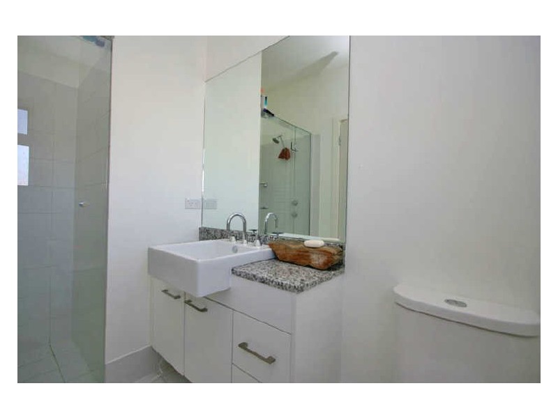 5/8 West Beach Road, West Beach SA 5024
