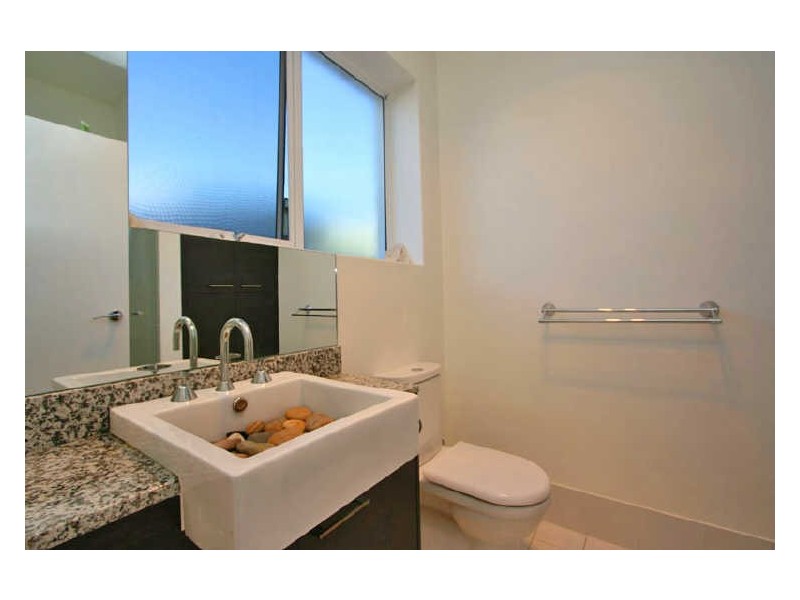5/8 West Beach Road, West Beach SA 5024