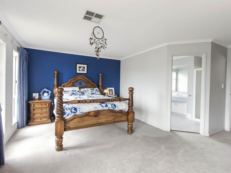 9 Southern Myth Drive, North Haven SA 5018