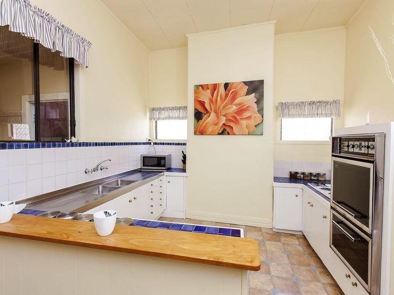 23 Bucknall Road, Glanville SA 5015