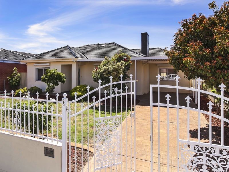 20 Hammond Road, Findon SA 5023