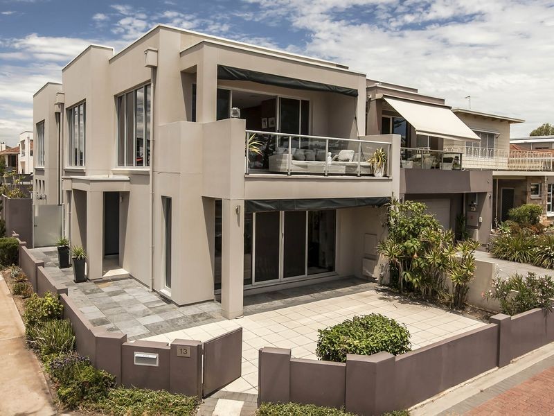 13 Esplanade, Semaphore South SA 5019