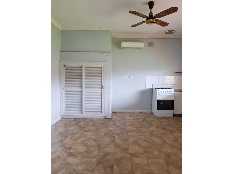 18 First Avenue, Seaton SA 5023