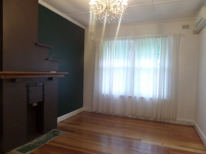 27 Findon Road, Woodville South SA 5011