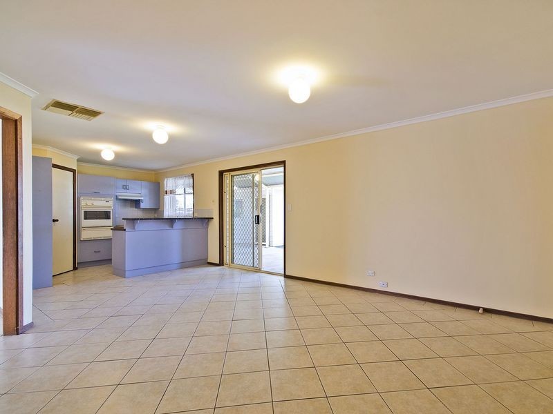 79 Balcombe Avenue, Seaton SA 5023