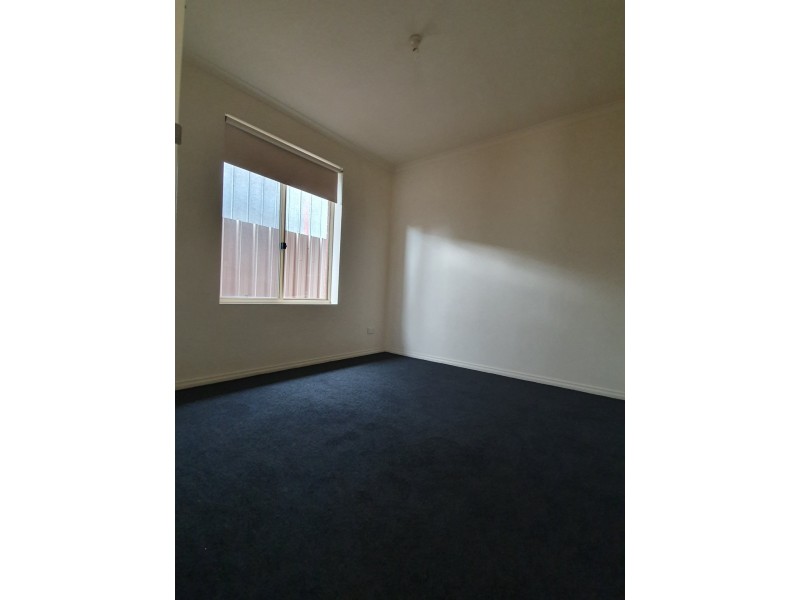 2/24 Angas Street, Alberton SA 5014