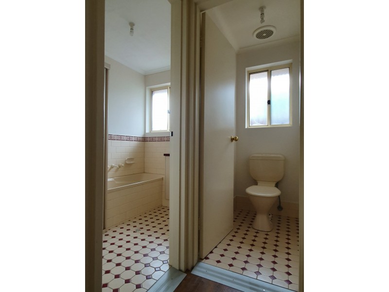 2/24 Angas Street, Alberton SA 5014