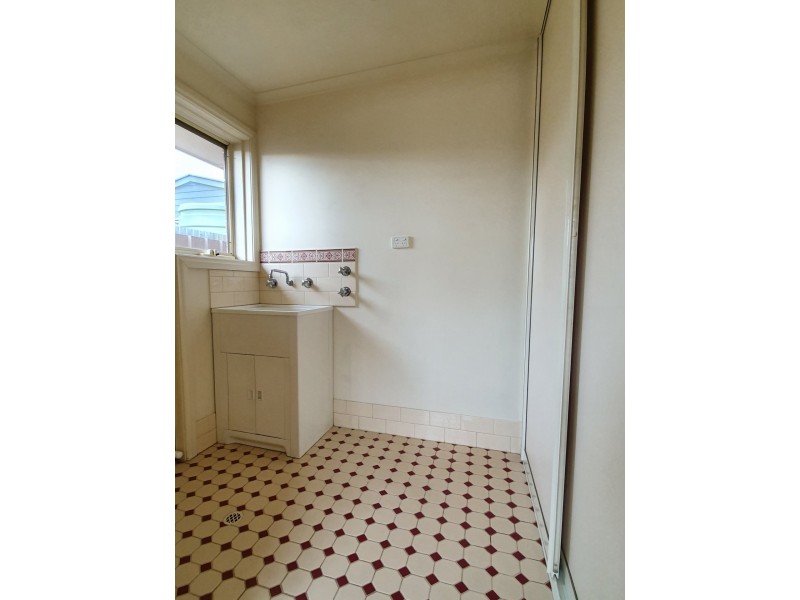 2/24 Angas Street, Alberton SA 5014