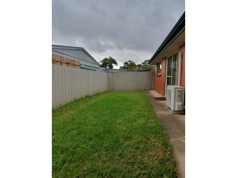 2/24 Angas Street, Alberton SA 5014