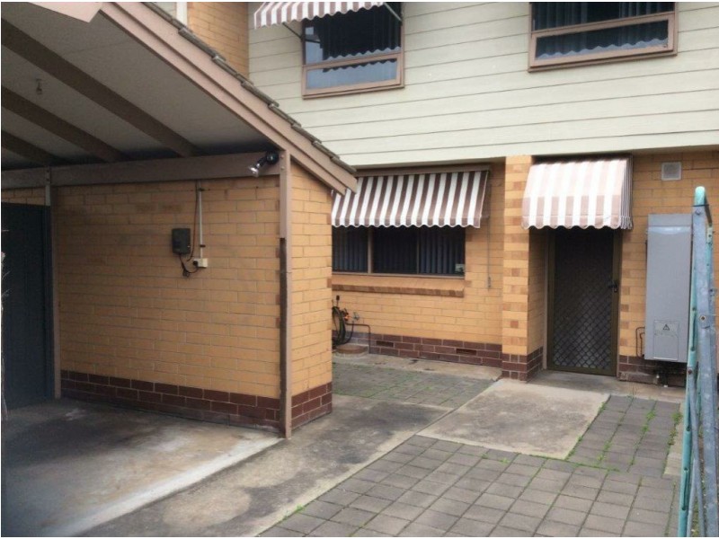 99 Sportsmans Drive, West Lakes SA 5021