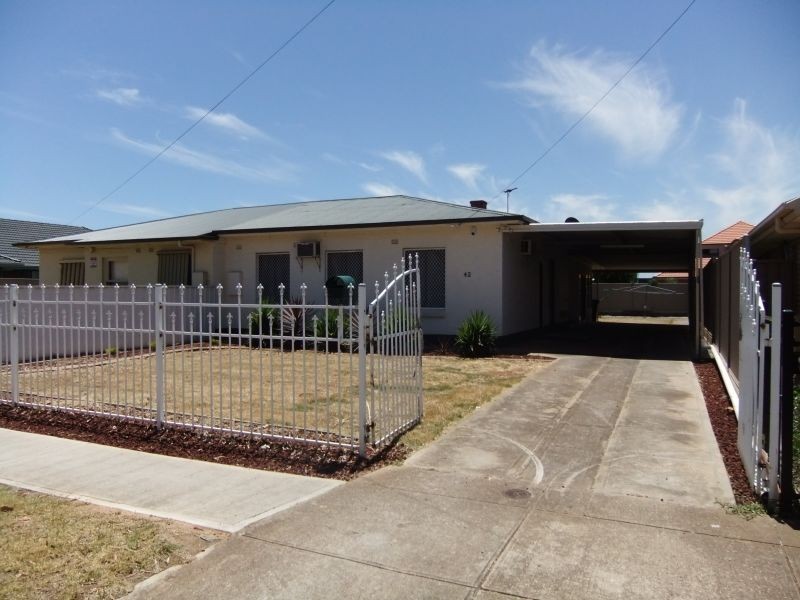 42 Essex Street, Mansfield Park SA 5012