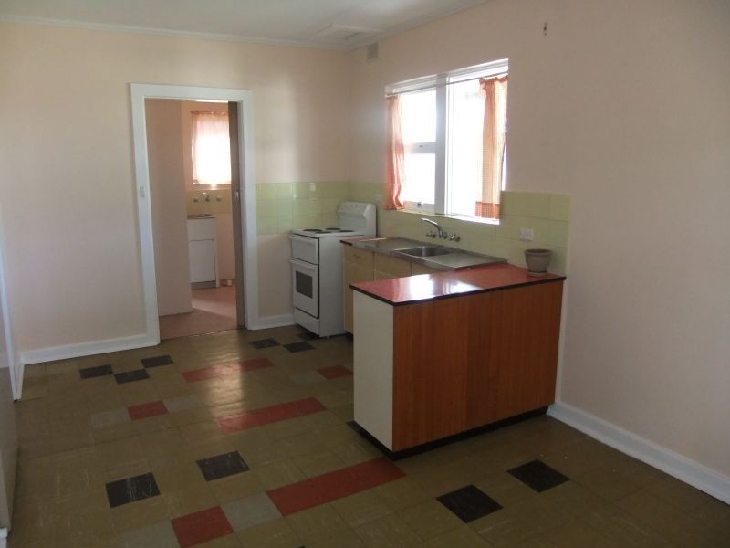 10 Elizabeth Street, Rosewater SA 5013