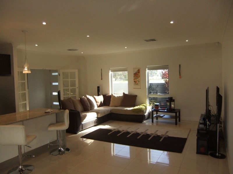 5A Royce Avenue, Croydon Park SA 5008