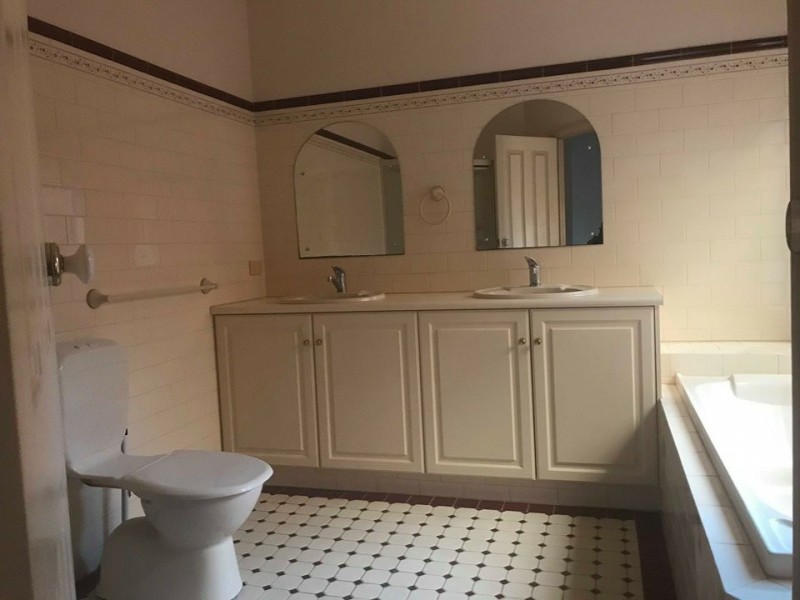 33 Hansen Circuit, Renown Park SA 5008