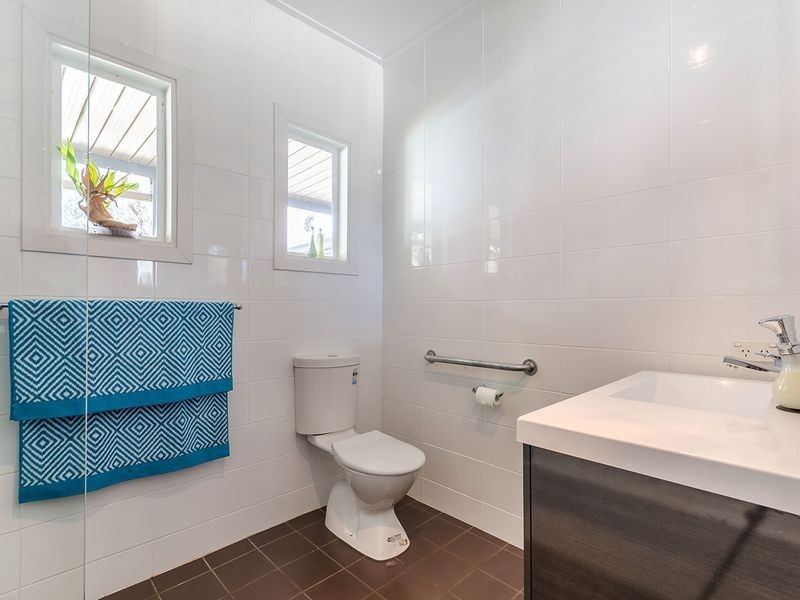 8 Leane Avenue, Ridgehaven SA 5097