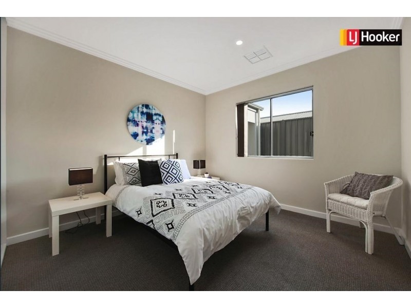 2B McMurtrie Place, Seaton SA 5023