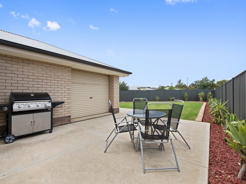 67 Wattlebird Drive, Burton SA 5110