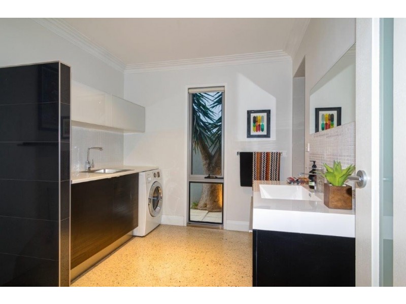 16 Quin Street, Bowden SA 5007