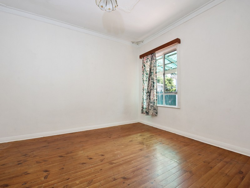 27 Crossley Avenue, Croydon Park SA 5008