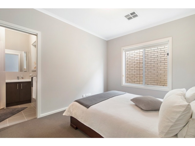 7 Windsor Avenue, Clearview SA 5085