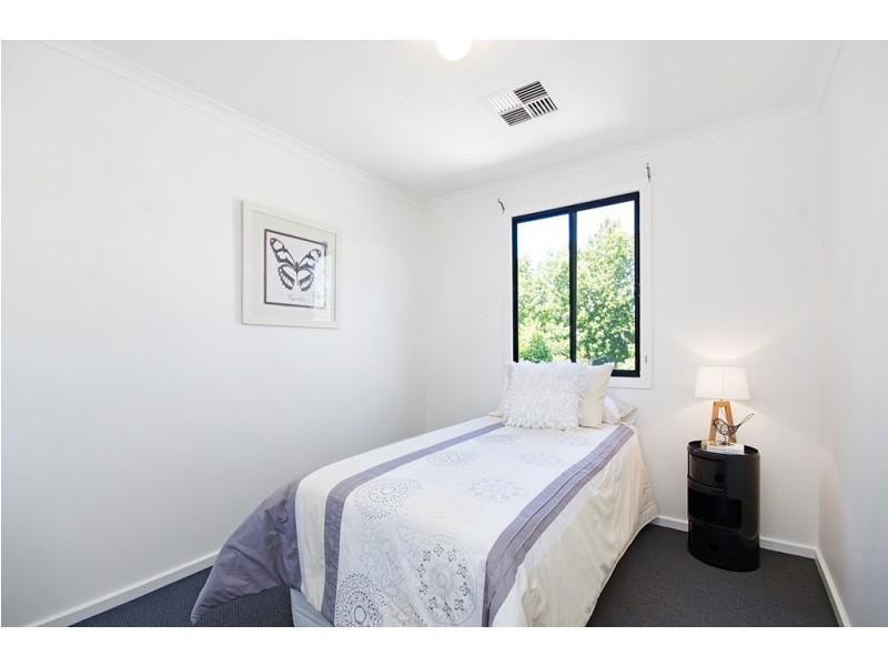 Unit 1/4 Cowell Place, Mile End SA 5031