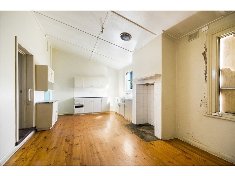 884-886 Port Road, Woodville South SA 5011