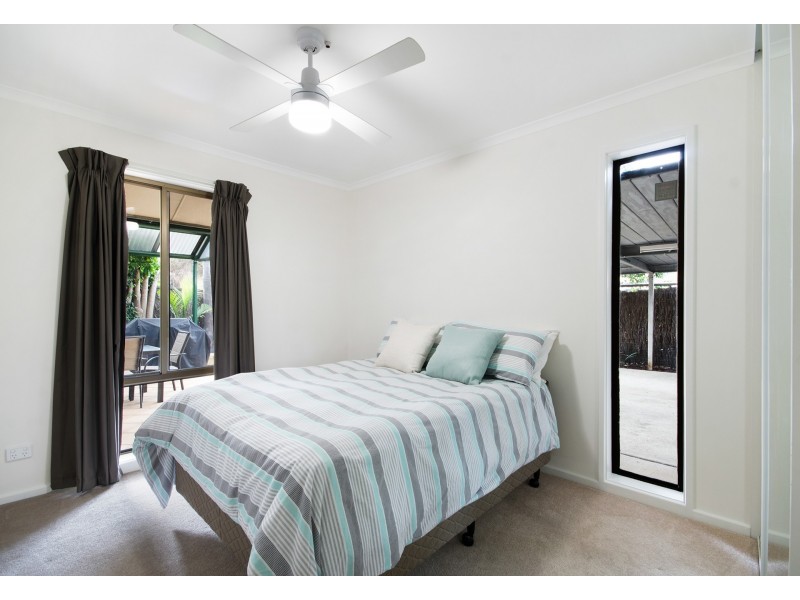 8 Stacey Place, Renown Park SA 5008