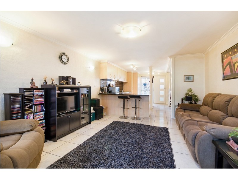 8 Sportsmans Drive, West Lakes SA 5021