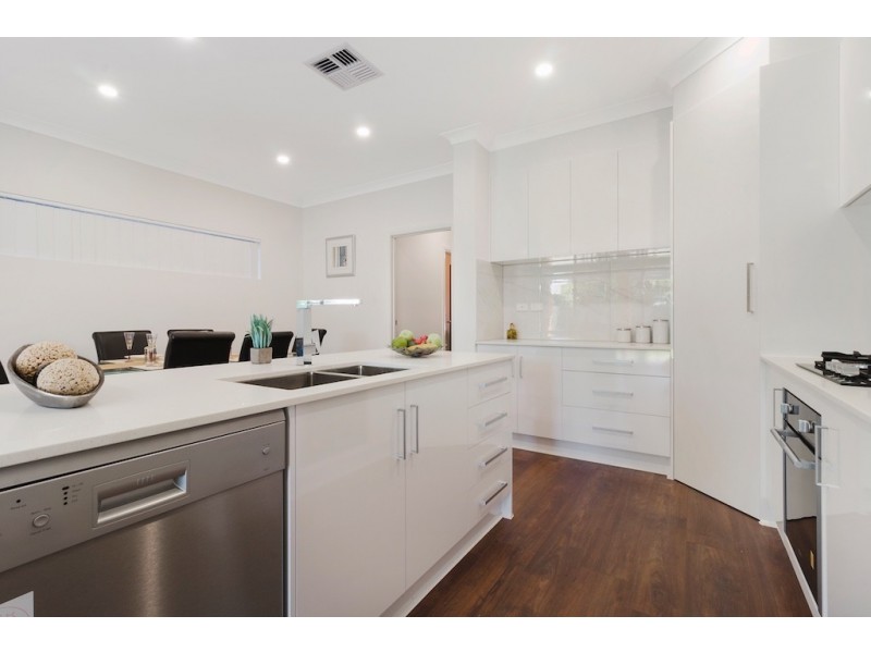 61 William Street, Beverley SA 5009