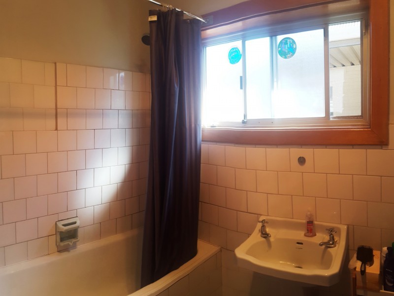 24 Narkunda Street, Glandore SA 5037