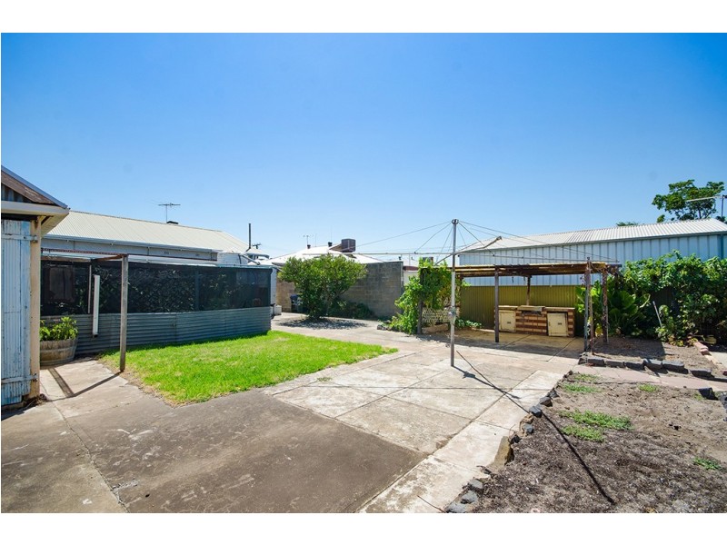 24 Stonehaven Street, Pennington SA 5013