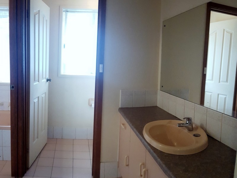 12 Brookdale Close, Gilles Plains SA 5086