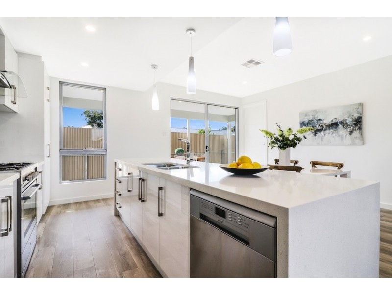 4 Spence Street, Albert Park SA 5014