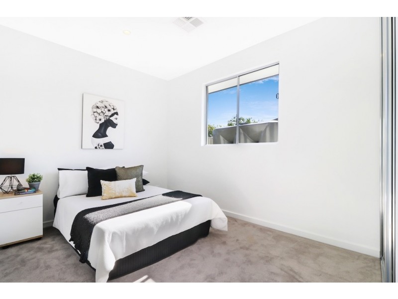4 Spence Street, Albert Park SA 5014