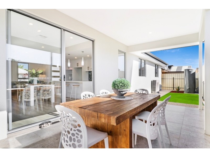 4 Spence Street, Albert Park SA 5014