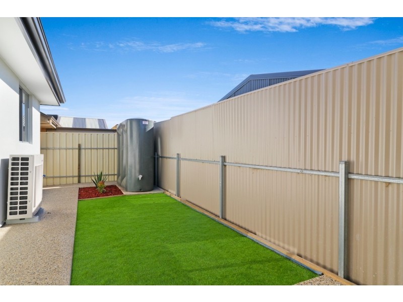 4 Spence Street, Albert Park SA 5014