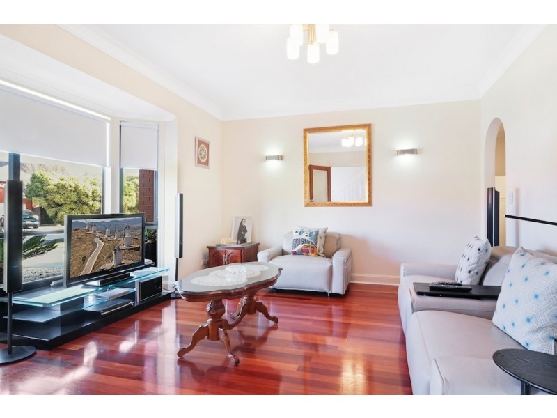 78 Martin Court, West Lakes SA 5021